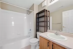 5755 N Genoa Way, Aurora, CO 80019 - Photo 29