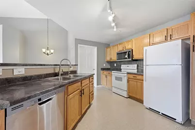 5755 N Genoa Way #14-303, Aurora, CO 80019 - Photo 27