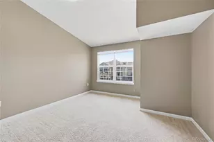 5755 N Genoa Way, Aurora, CO 80019 - Photo 33