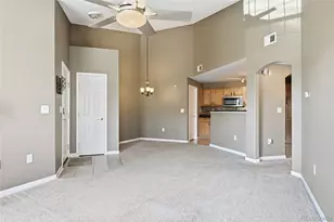 5755 N Genoa Way, Aurora, CO 80019 - Photo 19
