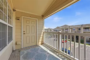 5755 N Genoa Way, Aurora, CO 80019 - Photo 9