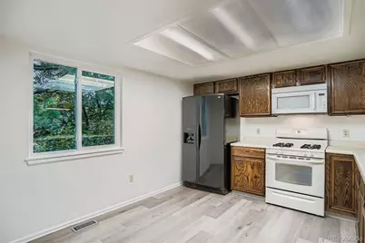 2052 S Worchester Way, Aurora, CO 80014 - Photo 9