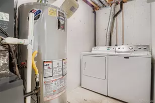 2052 S Worchester Way, Aurora, CO 80014 - Photo 25