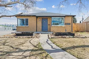 3696 Magnolia St, Denver, CO 80207 - Photo 3