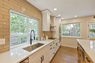 8135 S Syracuse St, Centennial, CO 80112 - Photo 9