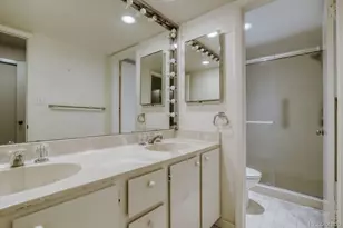 4250 S Olive St, Denver, CO 80237 - Photo 7