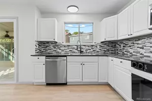 4215 S Ireland Ct, Aurora, CO 80013 - Photo 5