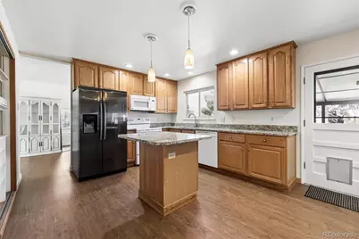 8005 E Princeton Avenue, Denver, CO 80237 - Photo 9