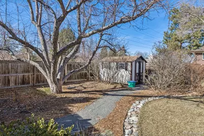 8005 E Princeton Avenue, Denver, CO 80237 - Photo 27