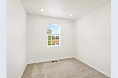 547 Homestead Avenue, Brighton, CO 80601 - Photo 5