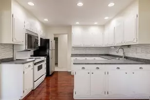 2205 S Holly St, Denver, CO 80222 - Photo 17