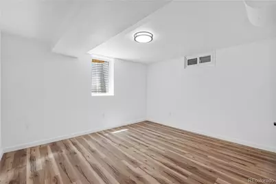 3541 N Monaco Parkway, Denver, CO 80207 - Photo 23