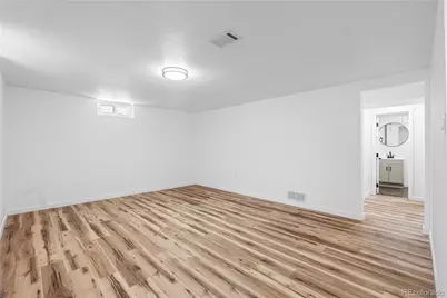3541 N Monaco Parkway, Denver, CO 80207 - Photo 17