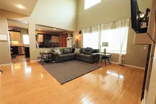 6668 S Killarney Ct, Aurora, CO 80016 - Photo 3