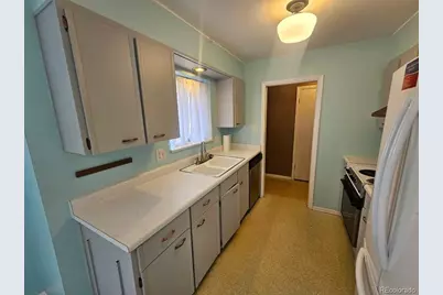 1096 Fraser Street, Aurora, CO 80011 - Photo 3