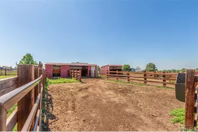 17450 E 14th Drive, Aurora, CO 80011 - Photo 27