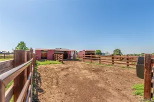 17450 E 14th Dr, Aurora, CO 80011 - Photo 27