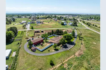 17450 E 14th Drive, Aurora, CO 80011 - Photo 3