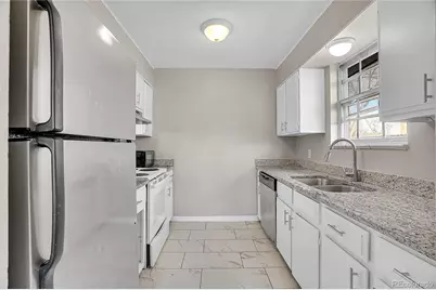 16432 E 13th Place, Aurora, CO 80011 - Photo 7