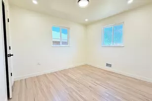 3280 Leyden St, Denver, CO 80207 - Photo 7