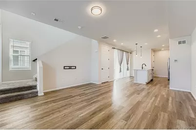 24374 E 42nd Avenue, Aurora, CO 80019 - Photo 5