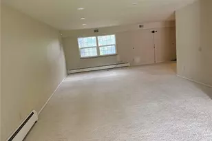 3511 S Hillcrest Dr, Denver, CO 80237 - Photo 5