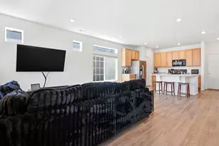 18023 E 103rd Ave, Commerce City, CO 80022 - Photo 13