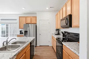 18023 E 103rd Ave, Commerce City, CO 80022 - Photo 9