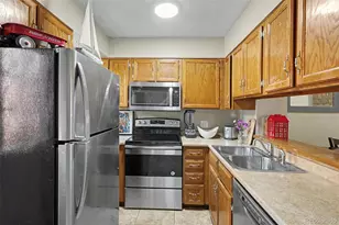 14324 E Hawaii Cir, Aurora, CO 80012 - Photo 11