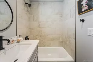 2949 Glenarm Pl, Denver, CO 80205 - Photo 23