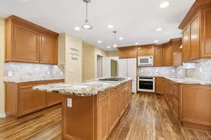3237 S Espana Cir, Aurora, CO 80013 - Photo 13