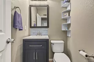 430 N Langdale Way, Aurora, CO 80018 - Photo 15