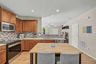 430 N Langdale Way, Aurora, CO 80018 - Photo 9