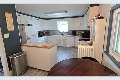 417 W 5th Street, Julesburg, CO 80737 - Photo 7