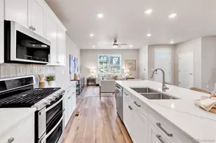 8275 Hunts Peak St, Littleton, CO 80125 - Photo 9