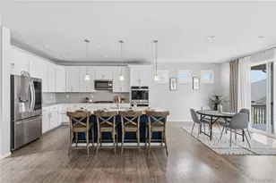 27141 E Frost Pl, Aurora, CO 80016 - Photo 7