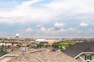 27141 E Frost Pl, Aurora, CO 80016 - Photo 33