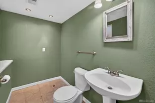 6235 W 68th Cir, Arvada, CO 80003 - Photo 17