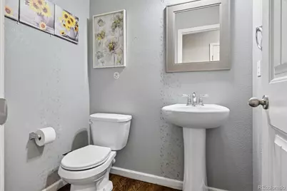 25481 E Ottawa Drive, Aurora, CO 80016 - Photo 15