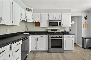 11827 Brook Rd, Golden, CO 80403 - Photo 9