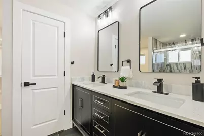 3831 S Hillcrest Drive, Denver, CO 80237 - Photo 31