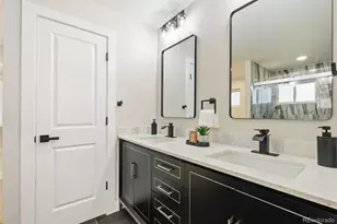 3831 S Hillcrest Dr, Denver, CO 80237 - Photo 31