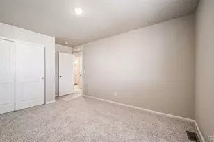 22362 E 38th Pl, Aurora, CO 80019 - Photo 29