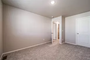 22362 E 38th Pl, Aurora, CO 80019 - Photo 27