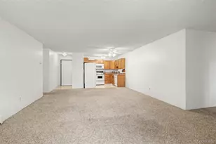 3184 S Heather Gardens Way, Aurora, CO 80014 - Photo 13