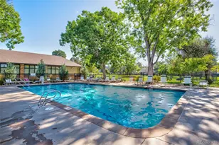 3184 S Heather Gardens Way, Aurora, CO 80014 - Photo 35