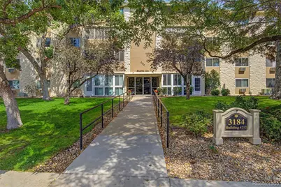3184 S Heather Gardens Way #205, Aurora, CO 80014 - Photo 3