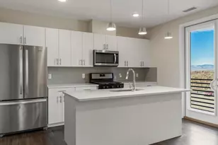 2374 S University Blvd, Denver, CO 80210 - Photo 9