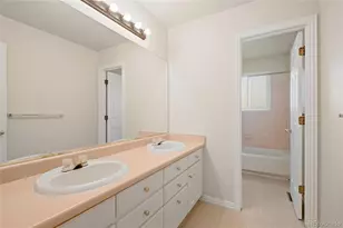 2297 S Lima Ct, Aurora, CO 80014 - Photo 35