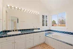 2297 S Lima Ct, Aurora, CO 80014 - Photo 27